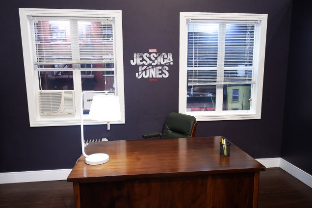Representação do escritório do filme Jessica Jones, no estande da Netflix durante a Comic Con Experience 2017, em São paulo - 06/12/2017