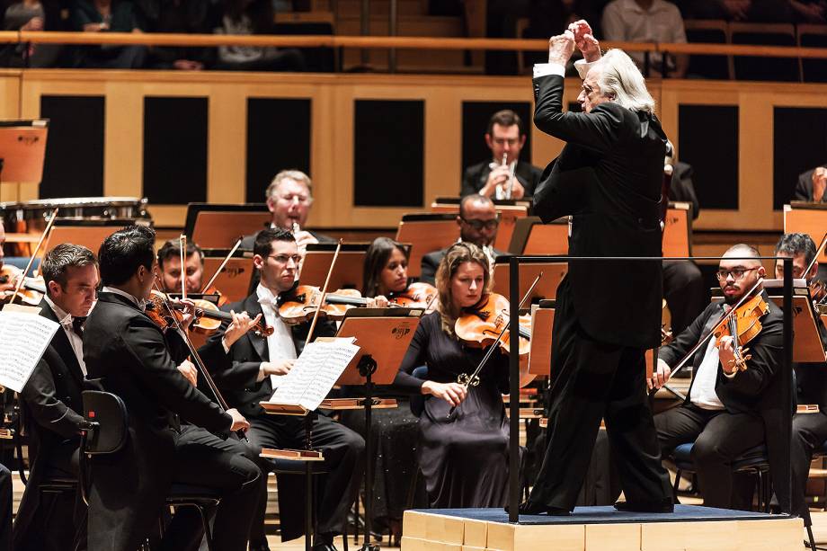 Filarmônica Bachiana - O maestro João Carlos Martins