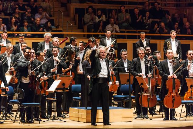 Filarmônica Bachiana - O maestro João Carlos Martins Filarmônica Bachiana - O maestro João Carlos Martins