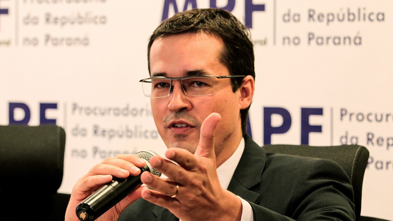 MPF do Paraná anuncia a devolução de recursos da corrupção recuperados pela Lava Jato para a Petrobras, em Curitiba - 07/12/2017