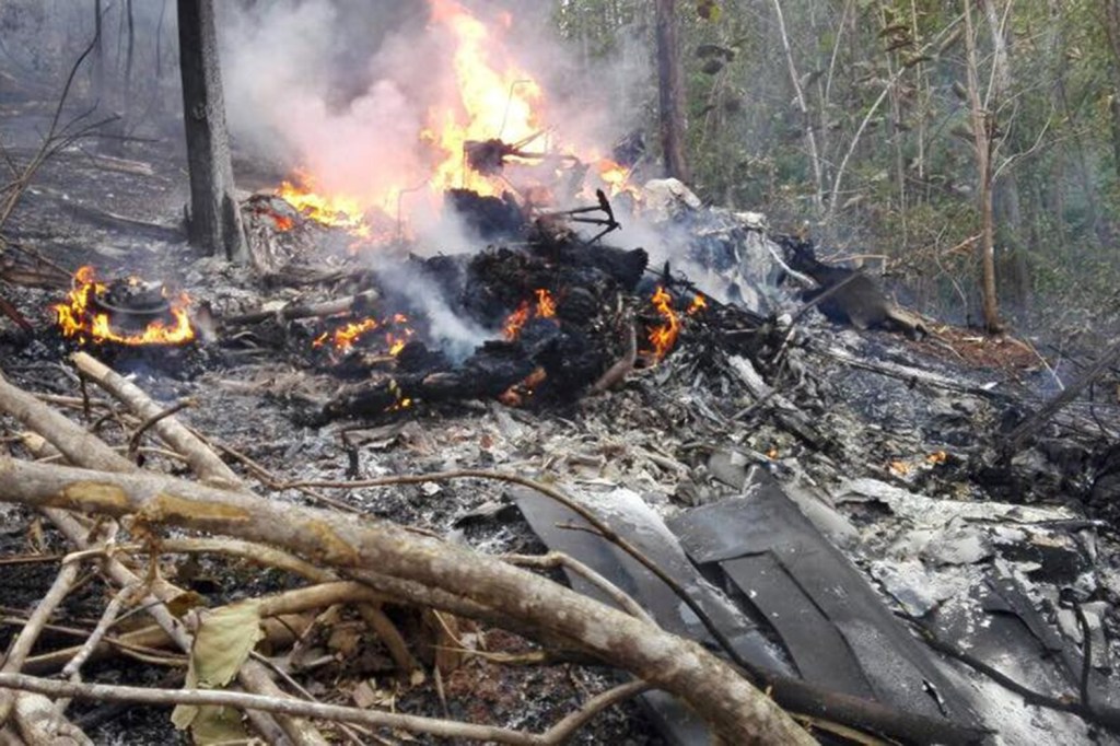 Avião cai em área montanhosa na província de Guanacaste, na Costa Rica - 31/12/2017