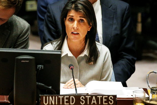 Nikki Haley, embaixadora dos EUA na ONU, fala sobre a situação no Oriente Médio na sede das Nações Unidas, em Nova York - 08/12/2017