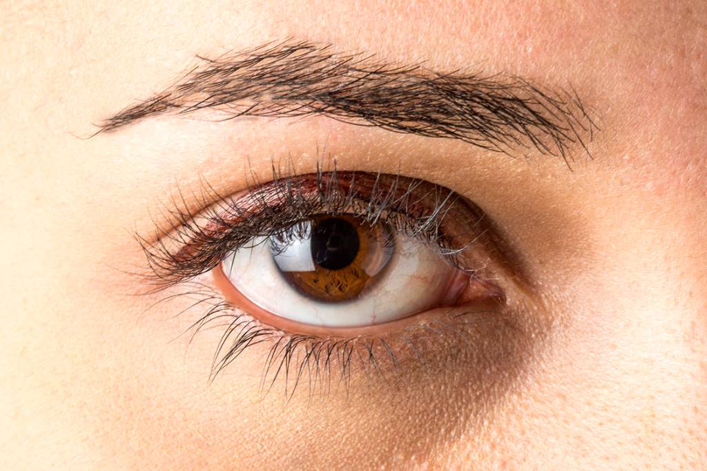 Tempo de espera por transplante de córnea dobra em uma década no Brasil