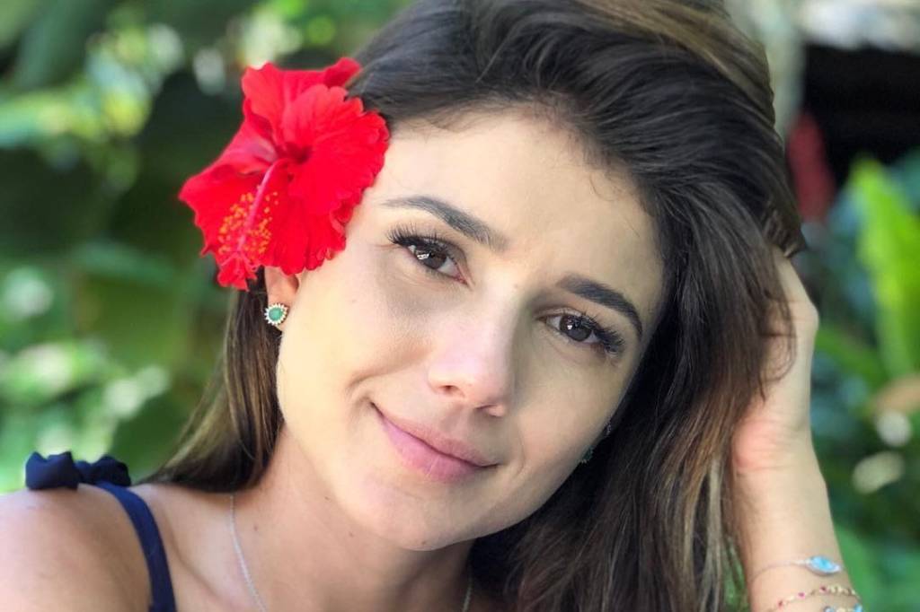 Paula Fernandes assume que já sofreu violência doméstica