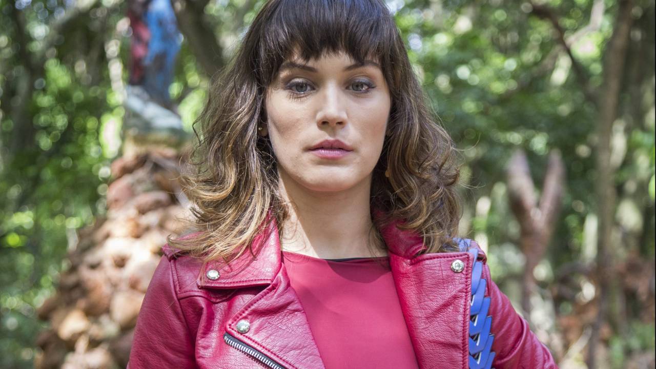Bianca Bin como Clara em ‘O Outro Lado do Paraíso’