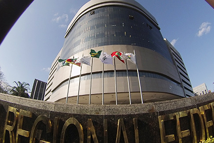 Fachada do Tribunal Regional Federal da 4ª Região, em Porto Alegre (RS)