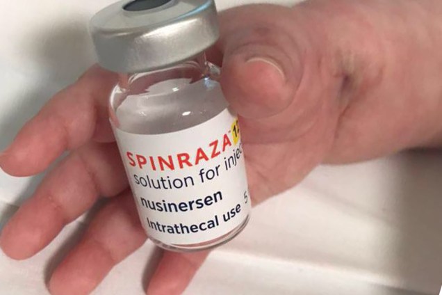 O medicamento Spinraza, importado dos EUA, usado no tratamento de Jonatas