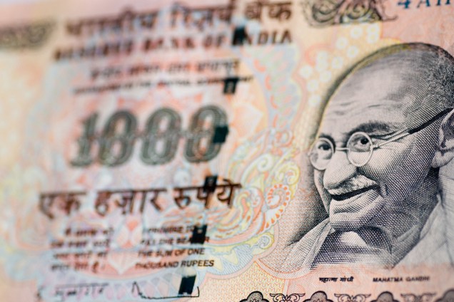 Nota de 1000 Rupias com um desenho de Mahatma Gandhi