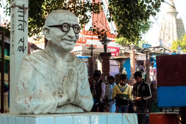 Estátua de Gandhi na cidade de Bodhgaya, Índia