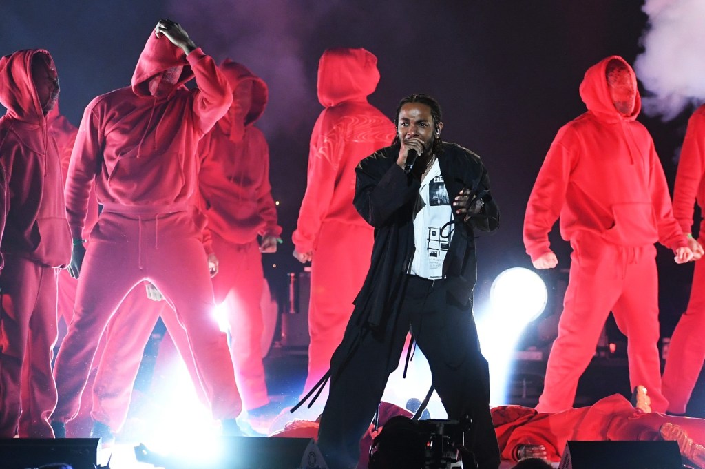Kendrick Lamar se apresenta no Grammy 2018