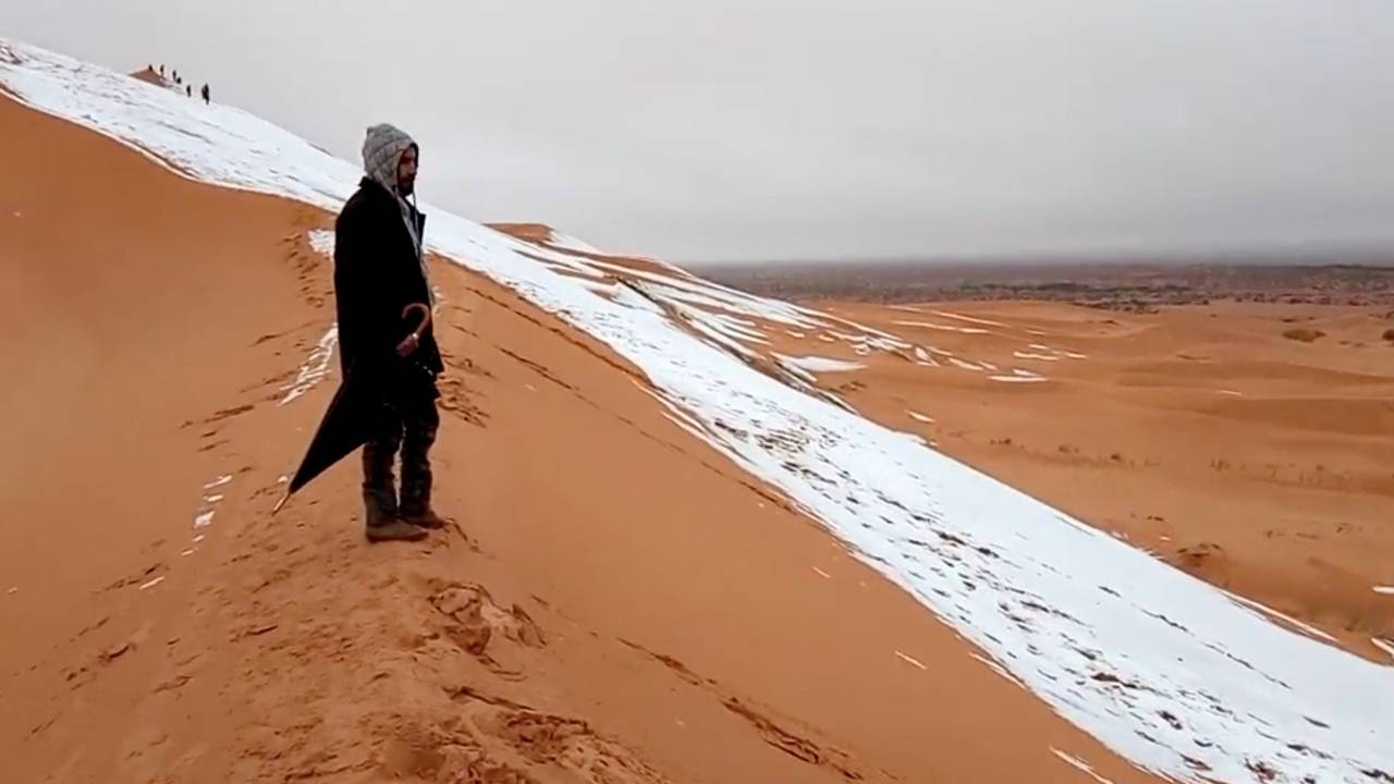 Neve no deserto do Saara