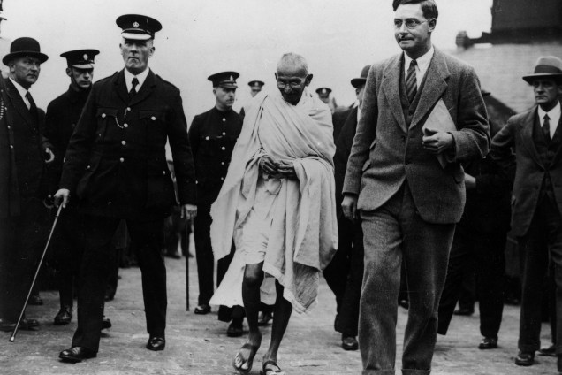 Mahatma Gandhi durante sua viagem pelo Reino Unido, em 1931