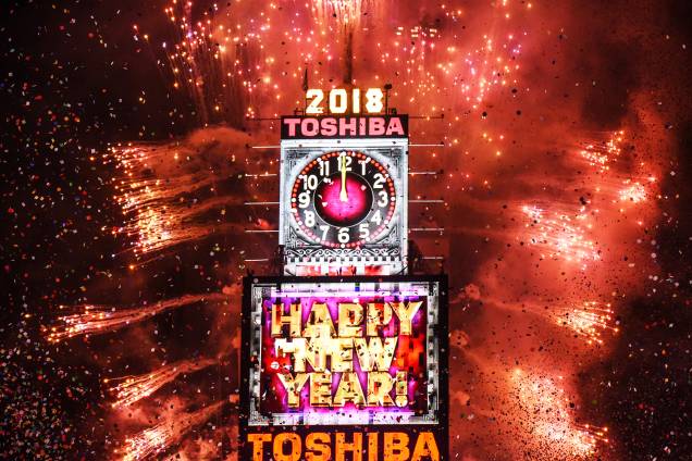 Queima de fogos celebra a chegada do Ano Novo na Times Square Queima de fogos celebra a chegada do Ano Novo na Times Square