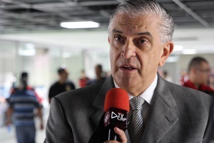 Presidente do Conselho Deliberativo do Atlético-PR, Mario Celso Petraglia