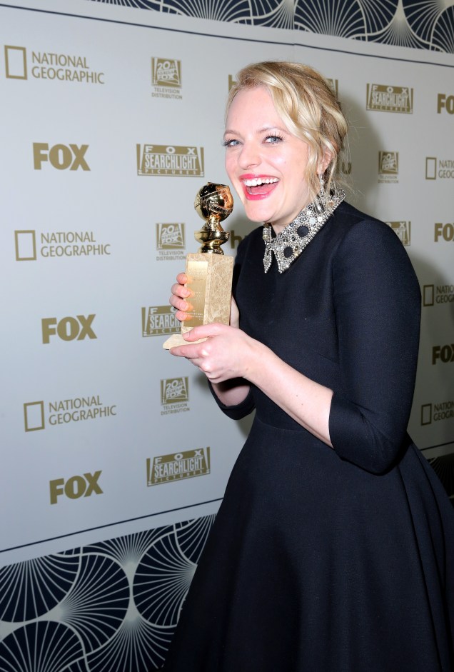 Elisabeth Moss, vencedora do prêmio de melhor atriz em uma série de televisão dramática pela atuação em 'The Handmaid's Tale' - 07/01/2018