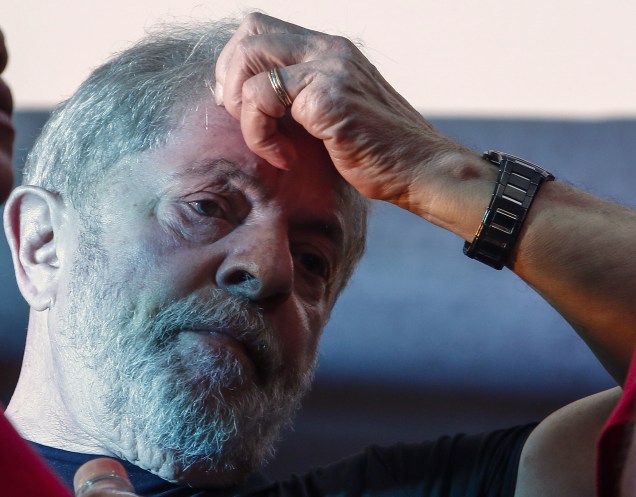 O ex-presidente Lula durante ato no centro de São Paulo, após ser condenado pelo TRF4