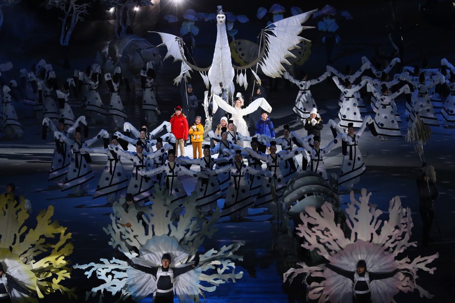 Artistas realizam performance durante a abertura dos Jogos Olímpicos de Inverno de Pyeongchang, na Coreia do Sul - 09/02/2018