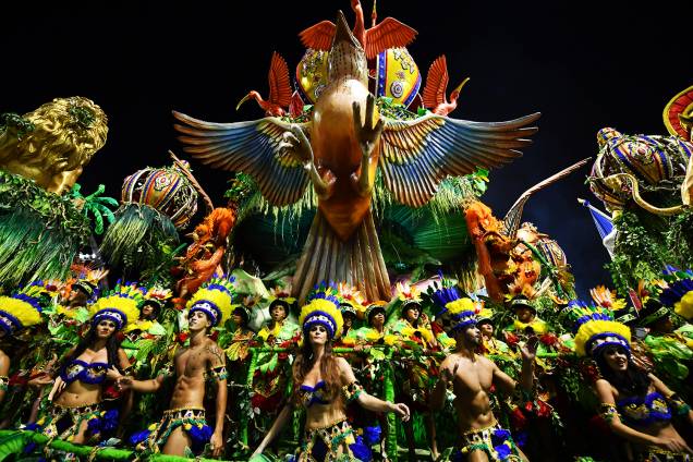 Desfile da escola de samba Acadêmicos do Tatuapé, no Sambódromo do Anhembi, em São Paulo (SP), durante a primeira noite do Carnaval paulistano- 10/02/2018