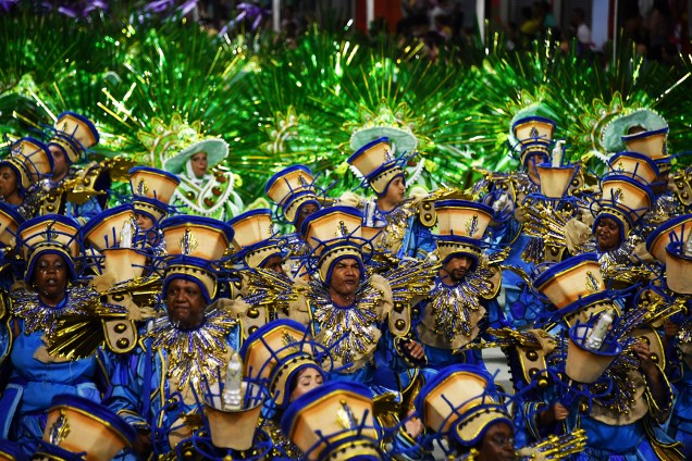 Desfile da escola de samba Unidos do Peruche, no Sambódromo do Anhembi, em São Paulo, durante a primeira noite do Carnaval paulistano - 10/02/2018