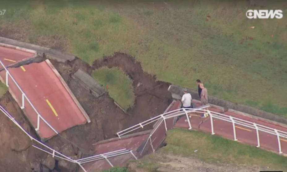 Trecho de São Conrado da ciclovia Tim Maia desaba após temporais