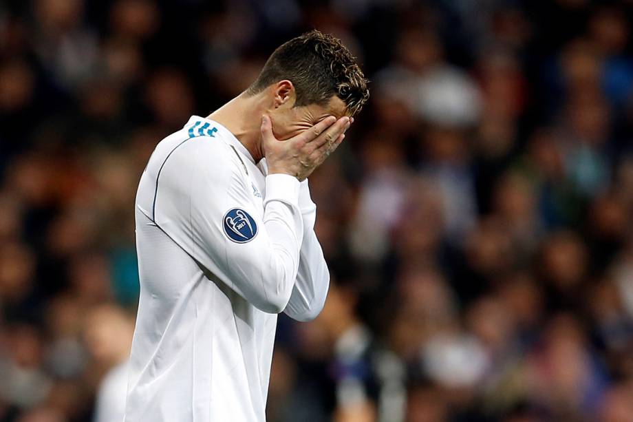 Cristiano Ronaldo lamenta gol do PSG