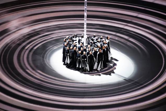 Artistas realizam performance durante a cerimônia de encerramento dos Jogos Olímpicos de Inverno, em Pyeongchang, na Coreia do Sul - 25/02/2018 Artistas realizam performance durante a cerimônia de encerramento dos Jogos Olímpicos de Inverno, em Pyeongchang, na Coreia do Sul - 25/02/2018