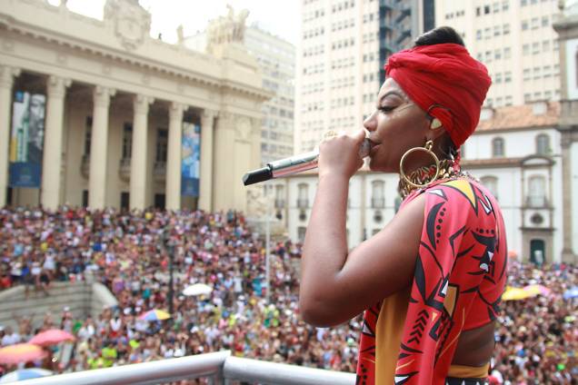 Ludmilla arrasta multidão no bloco Fervo da Lud, no Rio Ludmilla arrasta multidão no bloco Fervo da Lud, no Rio
