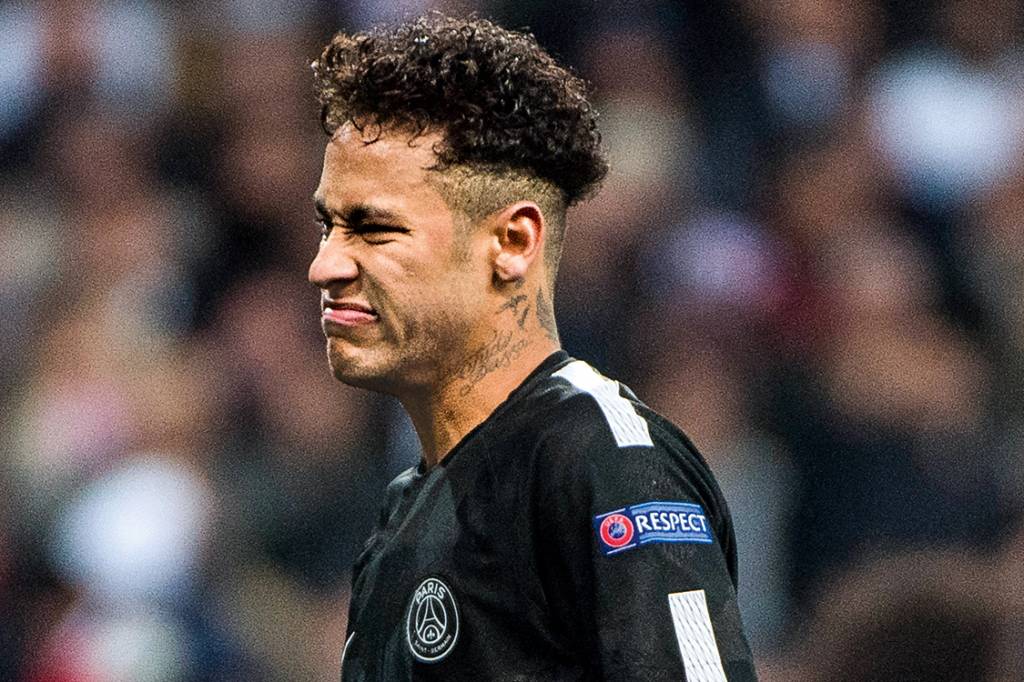 Artistas e atletas, lamento informar