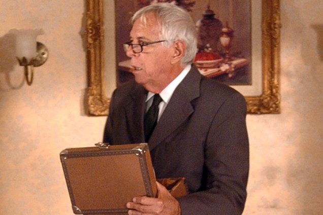 Oswaldo Loureiro na novela ' A Lua me disse' (2005)