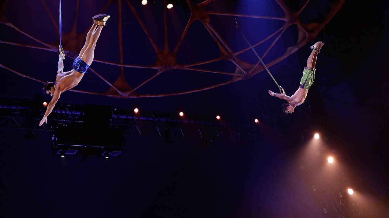Yann Arnaud - Cirque Du Soleil