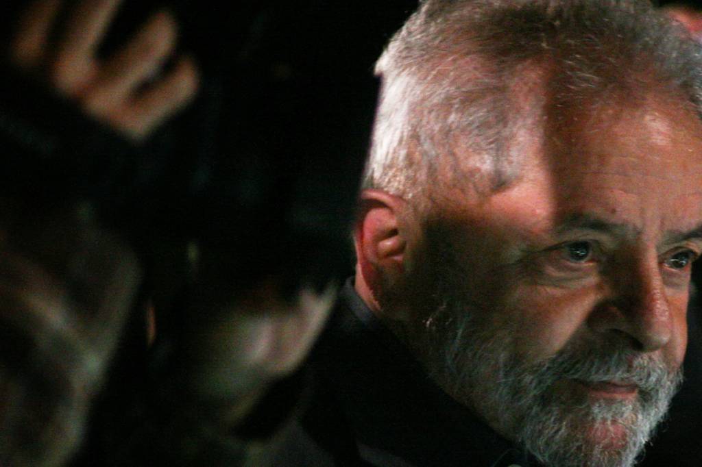 “Lula desponta para a irrelevância” e outras notas