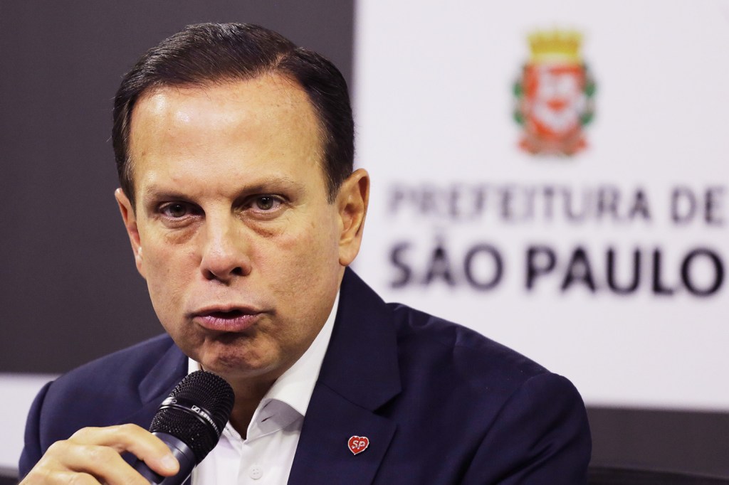 O prefeito de São Paulo, João Doria, anuncia a retomada da Operação Delegada, durante coletiva na sede da Prefeitura - 12/03/2018