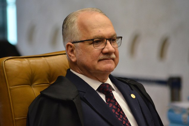 O ministro Edson Fachin, durante sessão plenária da Corte, para o julgamento do habeas corpus do ex-presidente Luiz Inácio Lula da Silva - 22/03/2018