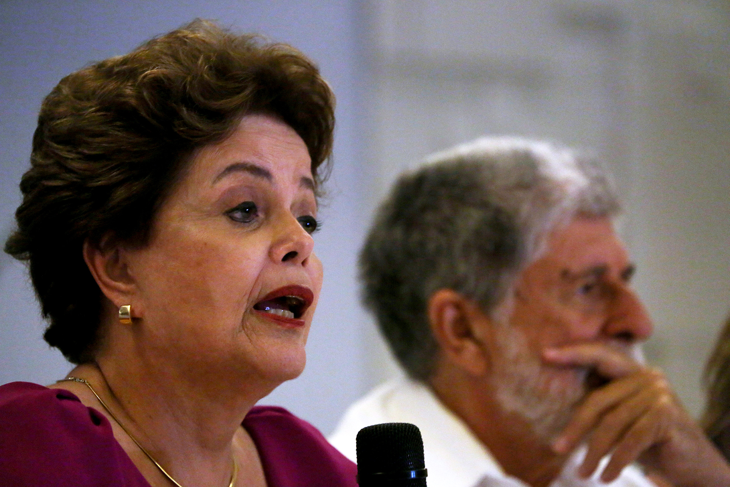 A ex-presidente Dilma Rousseff discursa durante evento realizado no Rio de Janeiro (RJ) - 26/03/2018