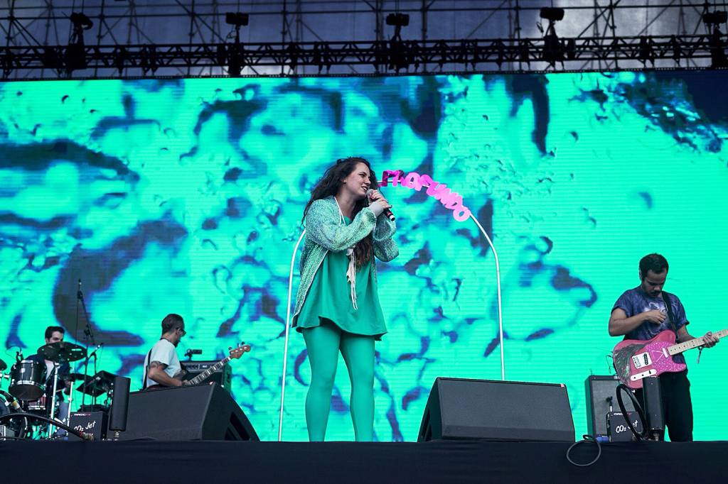 A cantora Tiê se apresenta no terceiro dia do festival Lollapalooza, no Autódromo de Interlagos - 25/03/2018