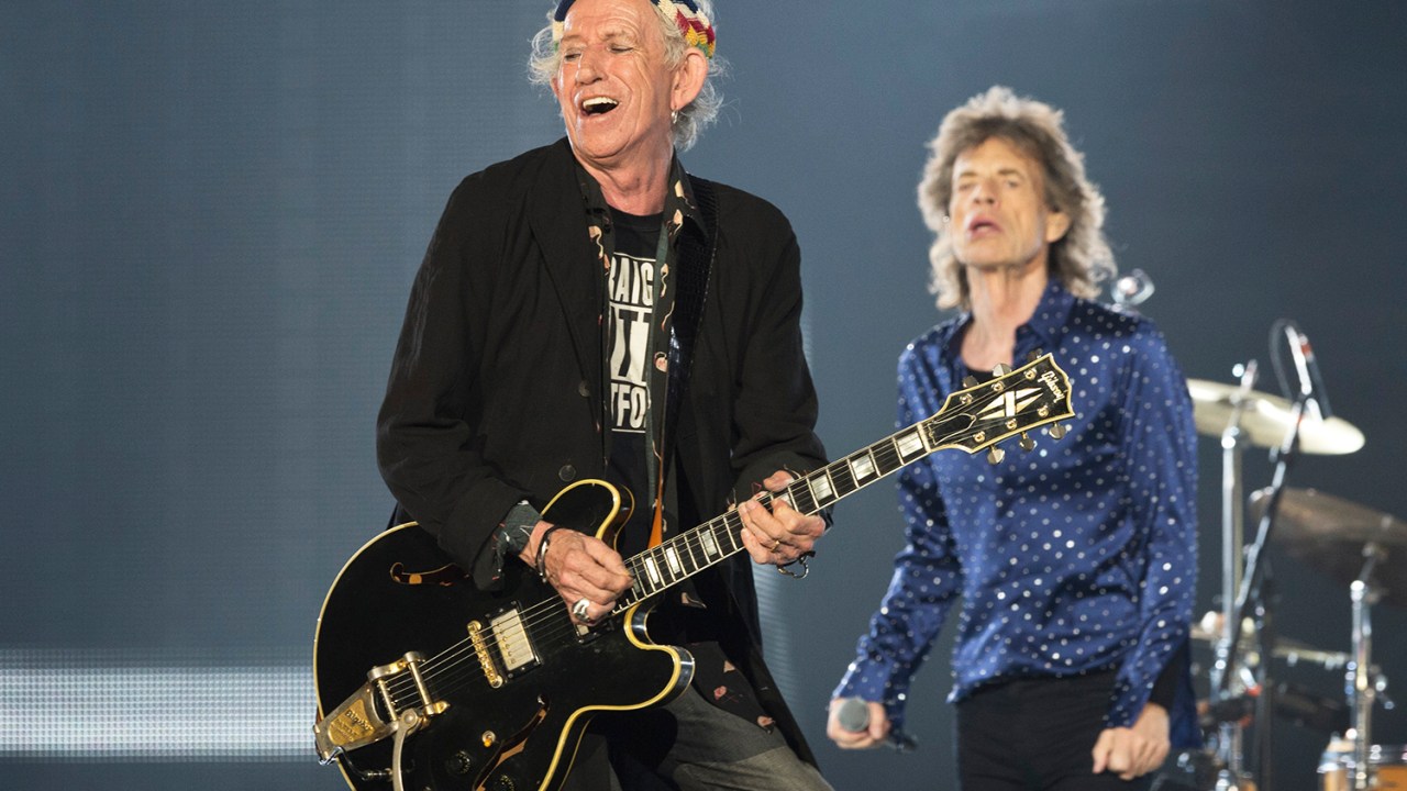 Keith Richards e Mick Jagger durante apresentação do grupo 'The Rolling Stones' em Barcelona, na Espanha - 27/09/2017
