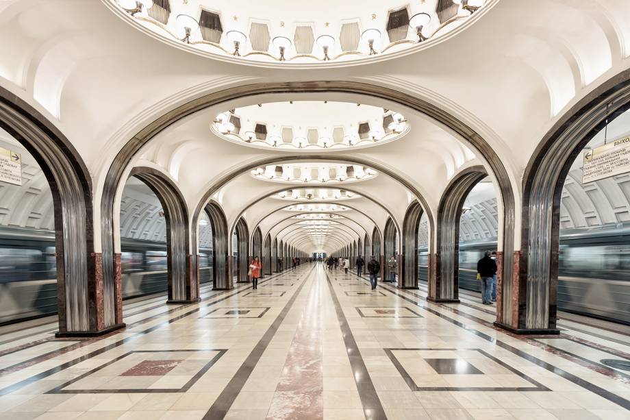 Estação de metrô Mayakovskaya