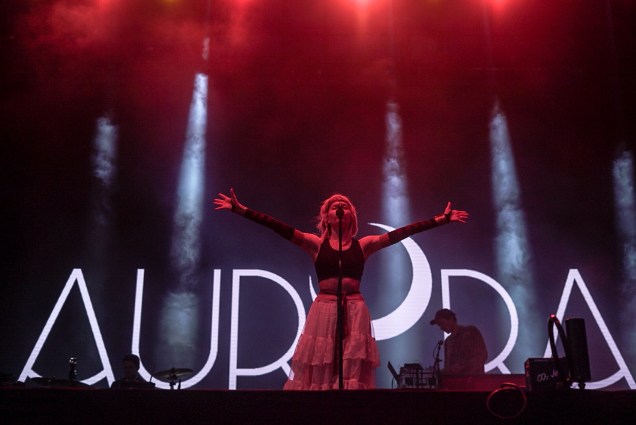 Show da cantora Aurora no último dia do Festival Lollapalooza 2018, em São Paulo