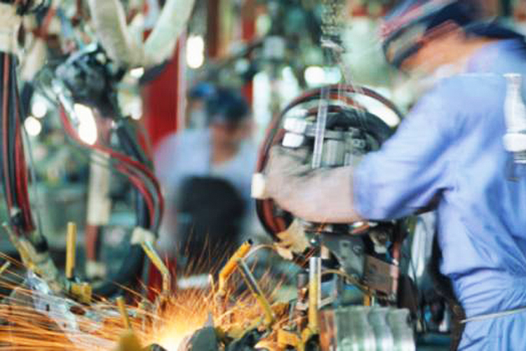 Confiança dos empresários se divide entre a percepção do presente e do futuro