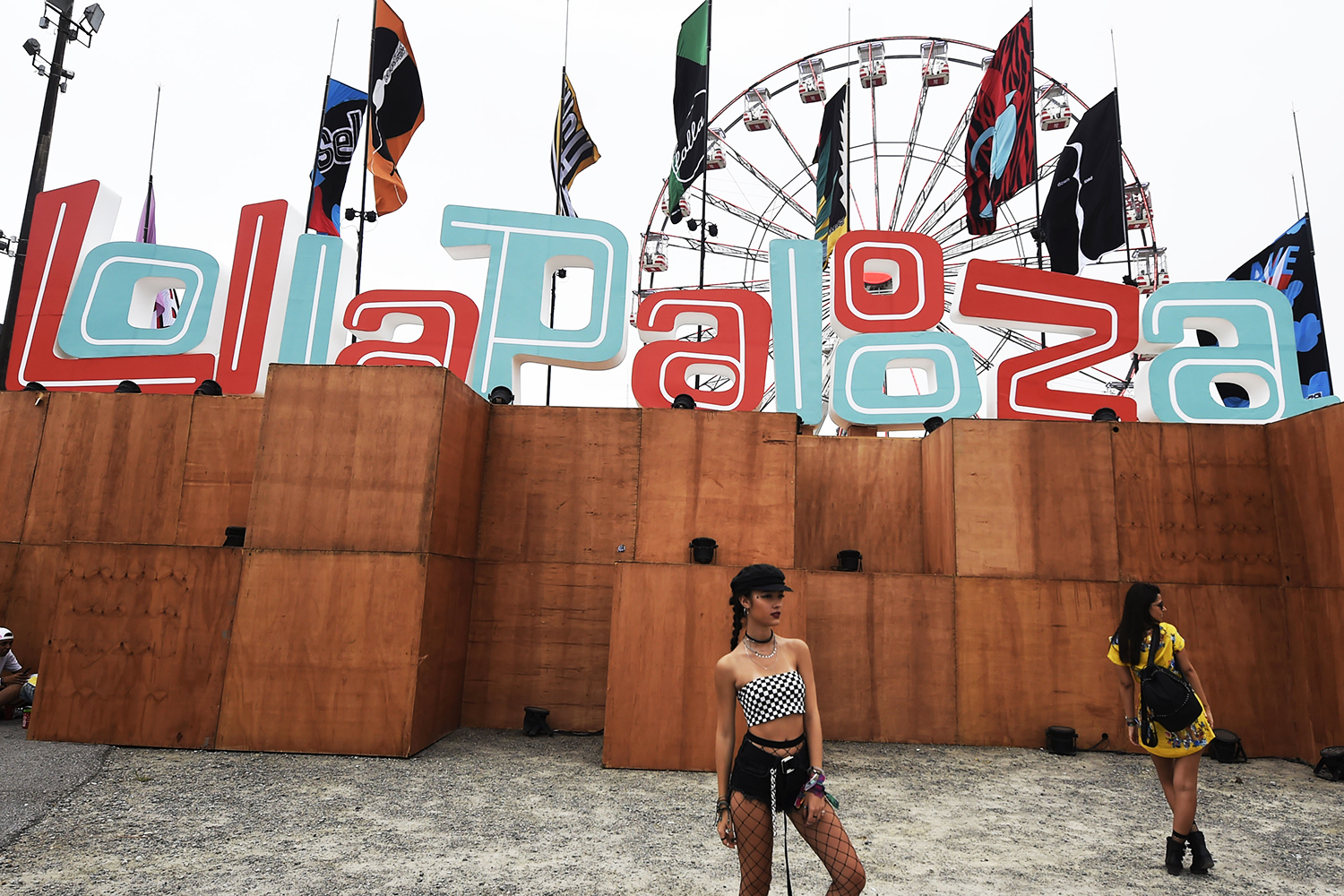 Lollapalooza abre venda de ingressos para 2024; veja os preços VEJA