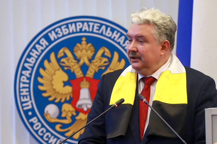 Sergei Baburin, candidato presidencial do partido 'União Russa de Todos os Povos', fala como ele é registrado nas próximas eleições russas de 2018, na Comissão Eleitoral Central Russa - 07/02/2018 Sergei Baburin, candidato presidencial do partido 'União Russa de Todos os Povos', fala como ele é registrado nas próximas eleições russas de 2018, na Comissão Eleitoral Central Russa - 07/02/2018