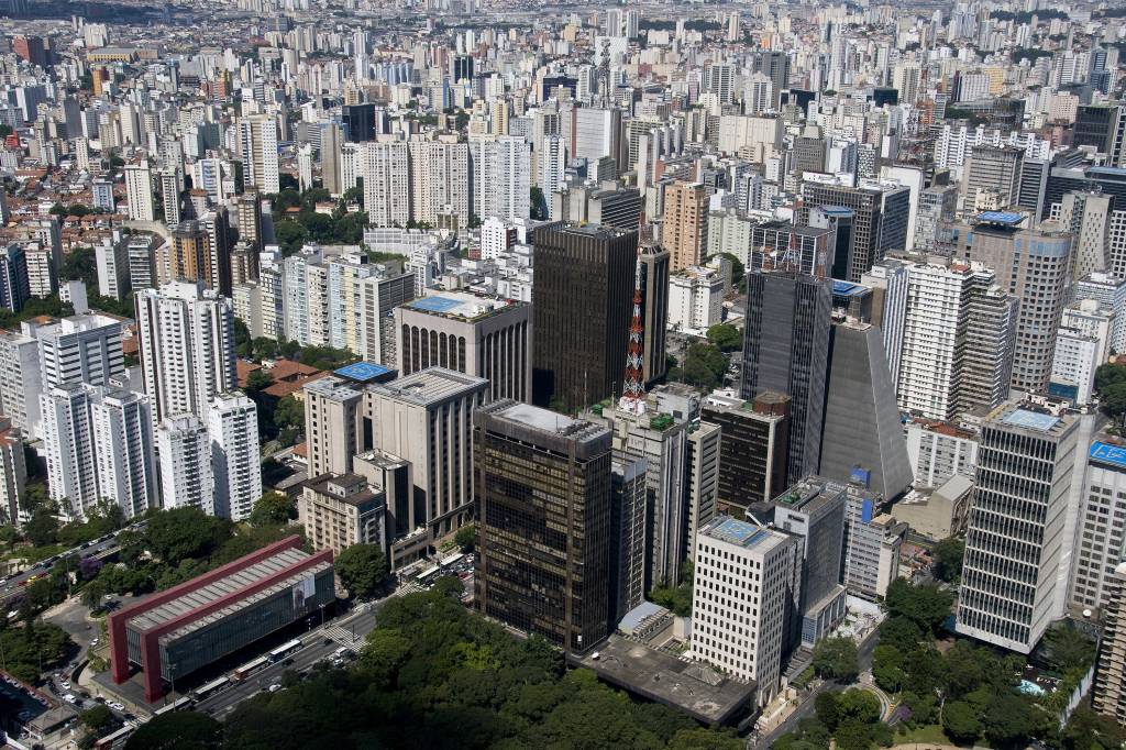 São Paulo cria 214 mil vagas com carteira assinada no primeiro trimestre