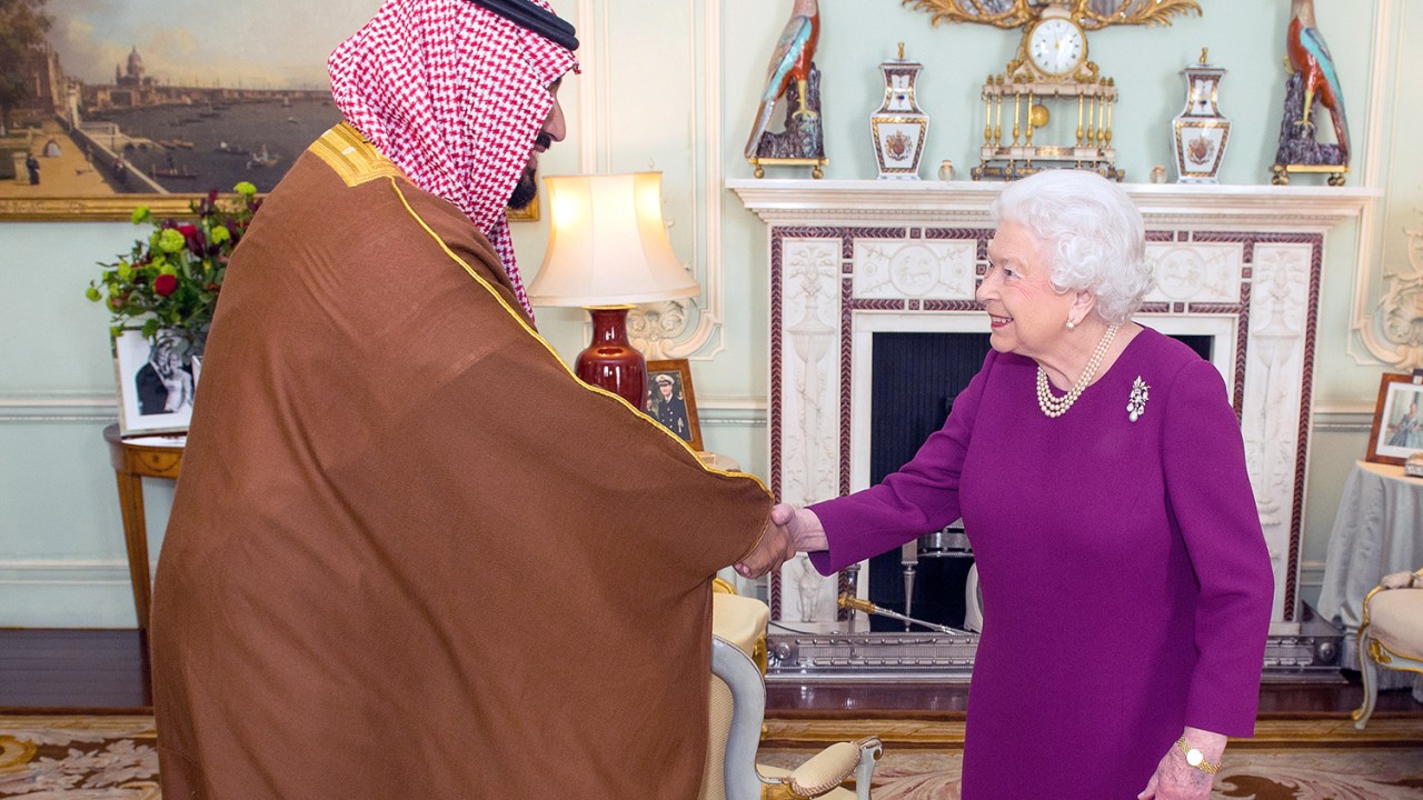 Rainha Elizabeth II e Mohammed bin Salman