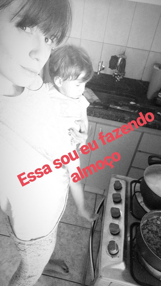 Maria Emília Dinat decidiu desabafar nas redes sociais sobre a dura rotina das mães