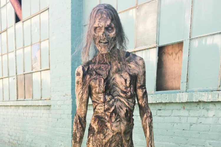 Como é feita a maquiagem zumbi em The Walking Dead