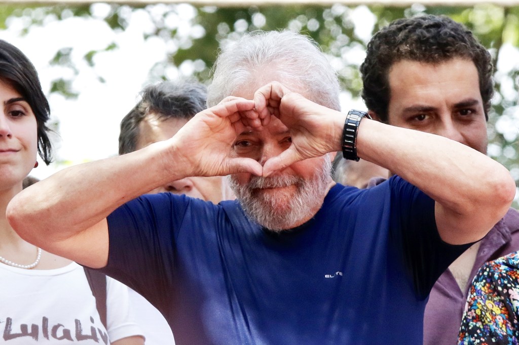 Prisão - Lula discursa no Sindicato dos Metalúrgicos antes de se entregar à PF para ser preso