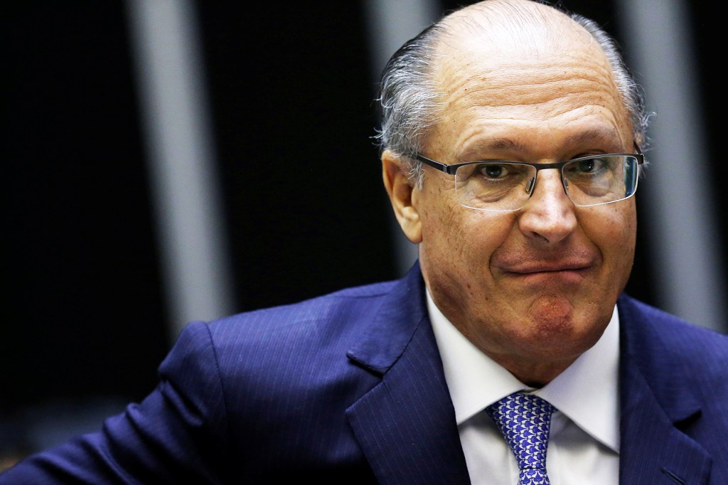 O pré-candidato à Presidência da República, Geraldo Alckmin (PSDB), durante sessão no Congresso Nacional, em Brasília (DF) - 25/04/2018