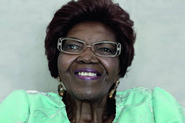 Ivone Lara, vencedora na categoria Música, na 11ª Edição do Prêmio Cariocas do Ano 2016, promovido pela revista Veja Rio Ivone Lara, vencedora na categoria Música, na 11ª Edição do Prêmio Cariocas do Ano 2016, promovido pela revista Veja Rio