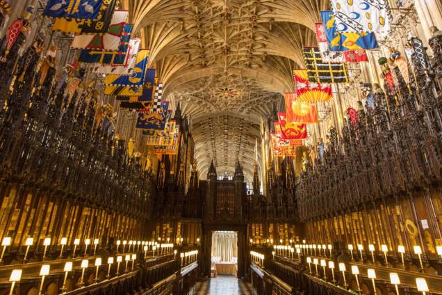 Interior da capela São Jorge, localizada no Castelo de Windsor