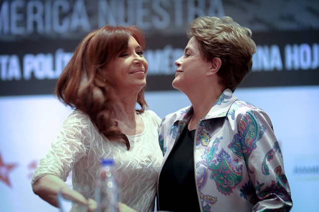 Ex-presidente Cristina Fernandez de Kirchner participa de conferência com a ex-presidente do Brasil Dilma Roussef na Casa de Portugal em São Paulo - 09/12/2016